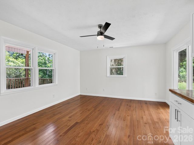 47 Carolina Mountain Drive, Candler, NC 28715