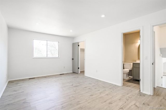8165 W 93rd Way Way, Broomfield, CO 80021