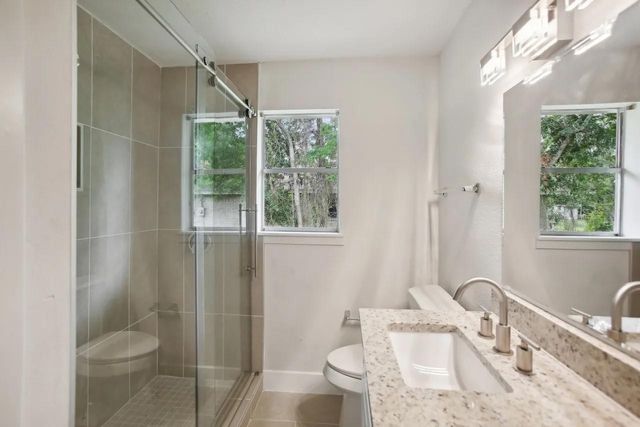 906 South Road, Baytown, TX 77521