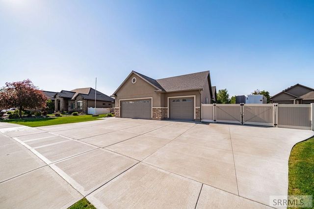 326 Fire Thorn, Idaho Falls, ID 83404
