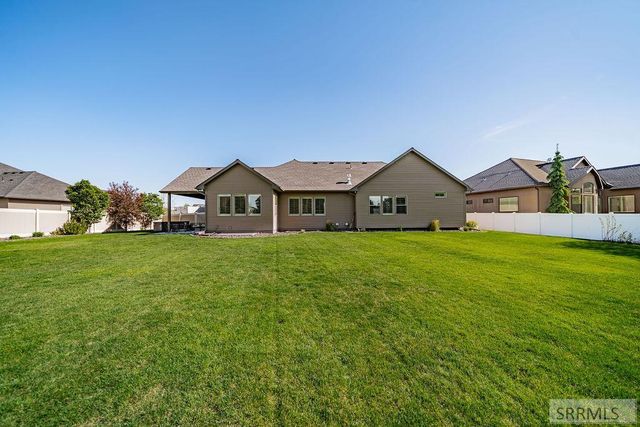 326 Fire Thorn, Idaho Falls, ID 83404