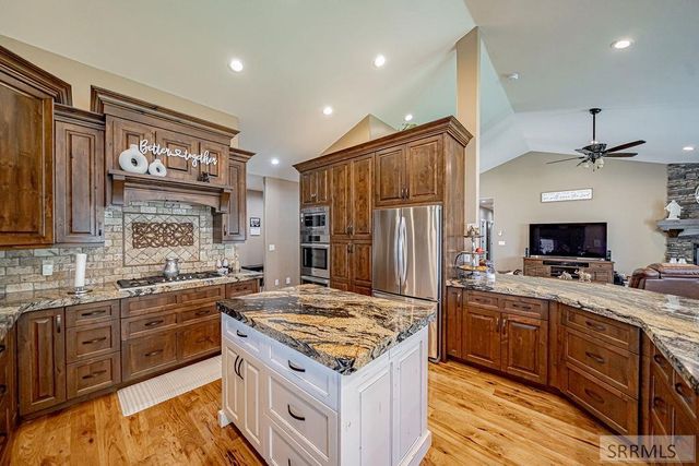 326 Fire Thorn, Idaho Falls, ID 83404