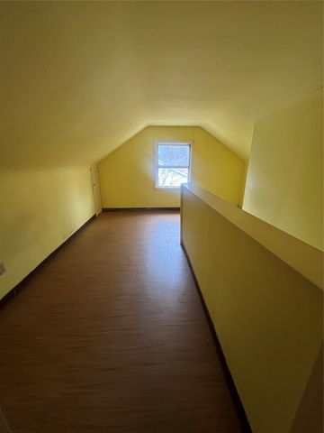517 CHELSEA Avenue, Millcreek, PA 16505