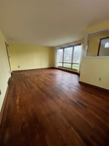517 CHELSEA Avenue, Millcreek, PA 16505