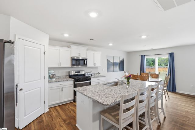 926 Jubilee Trail, Woodruff, SC 29388