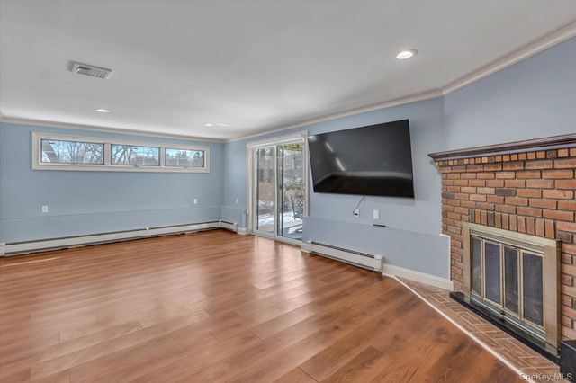 55 Hillside Avenue, Huntington, NY 11743