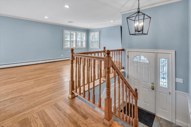 55 Hillside Avenue, Huntington, NY 11743