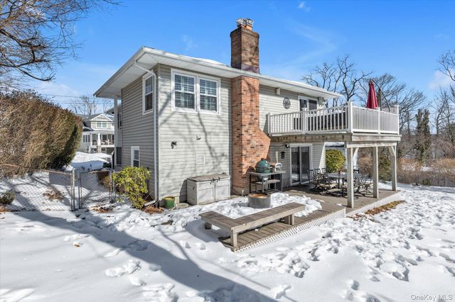 55 Hillside Avenue, Huntington, NY 11743