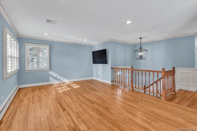 55 Hillside Avenue, Huntington, NY 11743