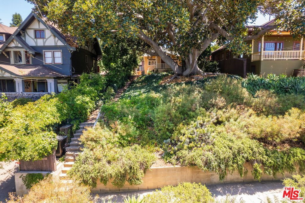 1336 Edgecliffe Drive, Los Angeles, CA 90026 — photo 2