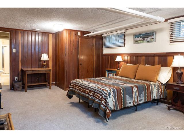 1793 Ivanhoe St, Denver, CO 80220