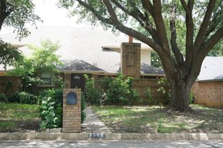 1902 Turf Club Drive B, Arlington, TX 76017
