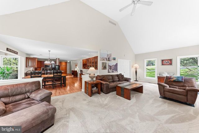 522 RIDGE DR, Lincoln University, PA 19352