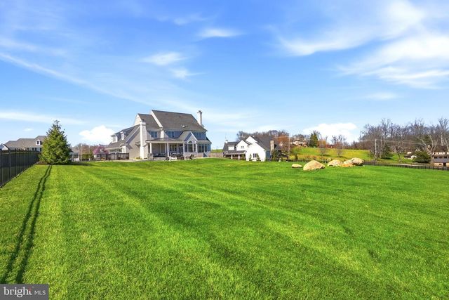 30 NEW WHITEHORSE WAY, Malvern, PA 19355