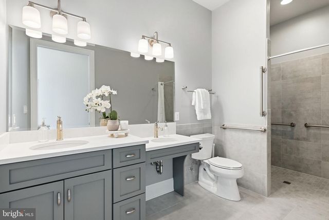 30 NEW WHITEHORSE WAY, Malvern, PA 19355