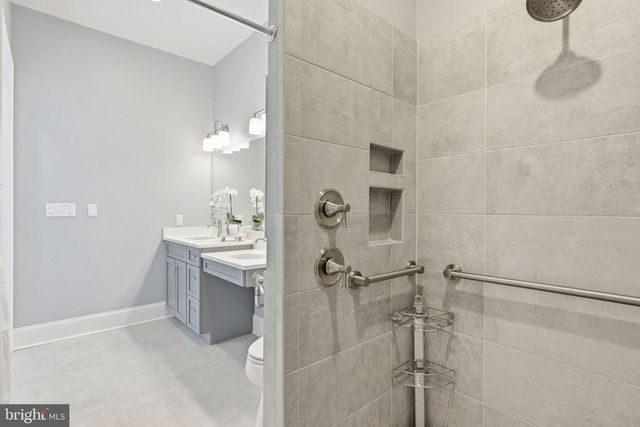 30 NEW WHITEHORSE WAY, Malvern, PA 19355