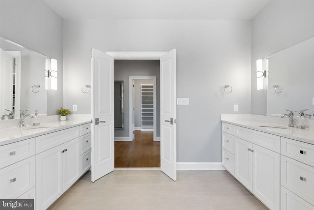 30 NEW WHITEHORSE WAY, Malvern, PA 19355