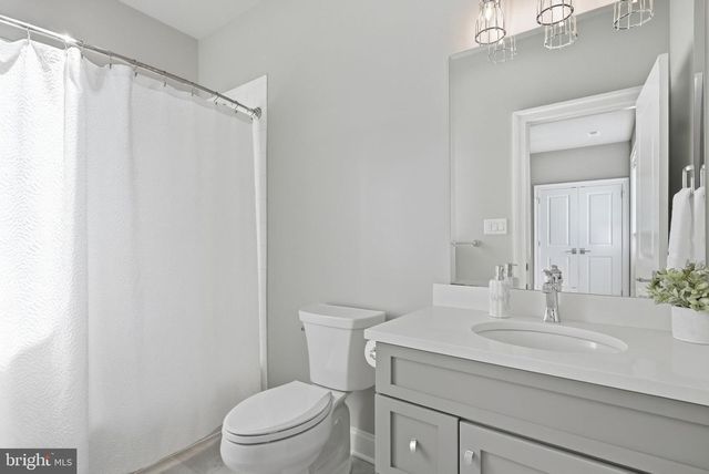 30 NEW WHITEHORSE WAY, Malvern, PA 19355