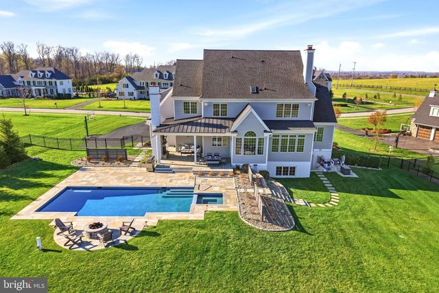 30 NEW WHITEHORSE WAY, Malvern, PA 19355