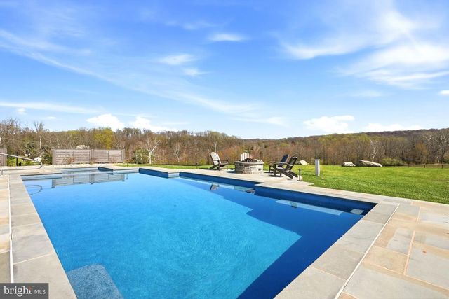 30 NEW WHITEHORSE WAY, Malvern, PA 19355