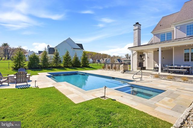 30 NEW WHITEHORSE WAY, Malvern, PA 19355