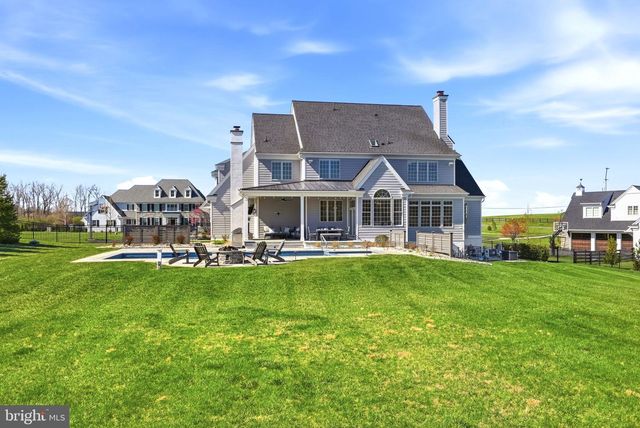 30 NEW WHITEHORSE WAY, Malvern, PA 19355