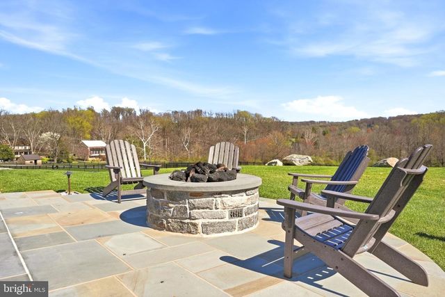 30 NEW WHITEHORSE WAY, Malvern, PA 19355