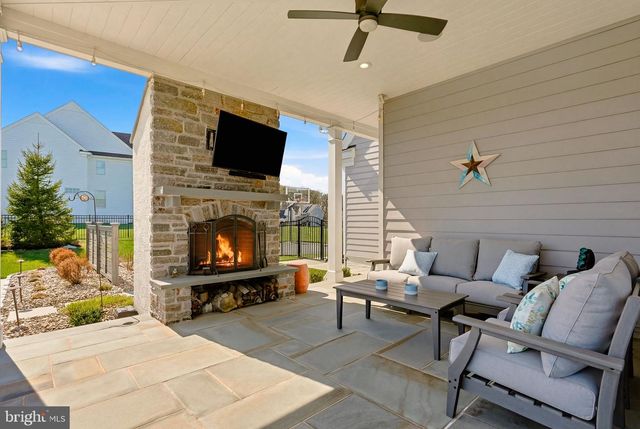 30 NEW WHITEHORSE WAY, Malvern, PA 19355