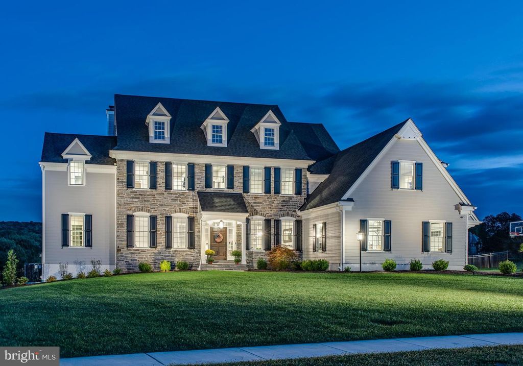 30 NEW WHITEHORSE WAY, Malvern, PA 19355
