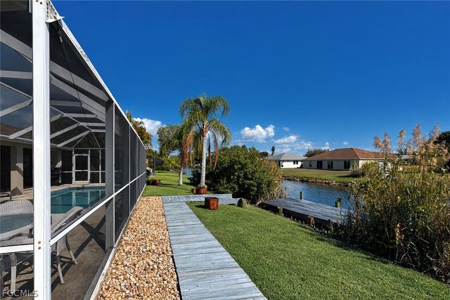 546 SE 4th ST, Cape Coral, FL 33990