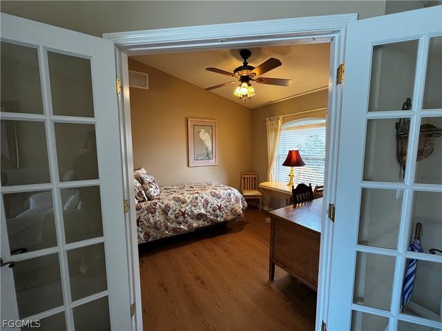 546 SE 4th ST, Cape Coral, FL 33990