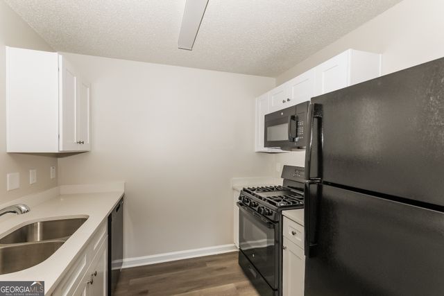 459 Eagles Crossing Circle, Riverdale, GA 30274