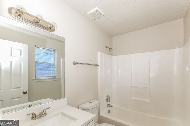 459 Eagles Crossing Circle, Riverdale, GA 30274