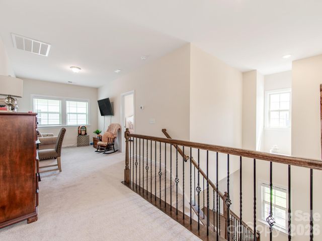 8022 Cornhill Avenue, Charlotte, NC 28277