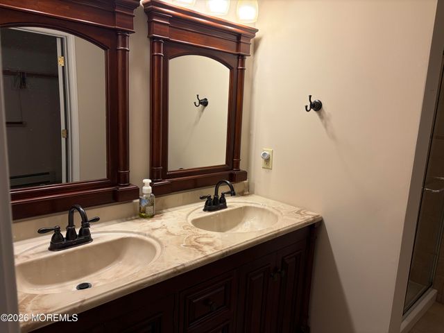 1717 Mount Idenburg Lane, Toms River, NJ 08753