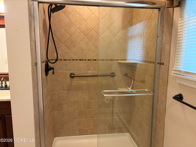 1717 Mount Idenburg Lane, Toms River, NJ 08753