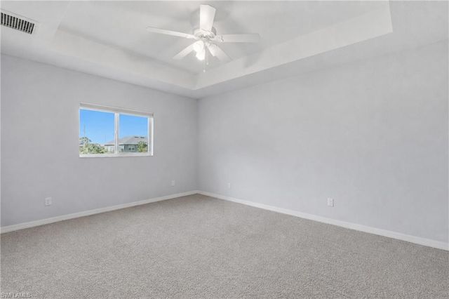 2222 NE 35th LN, Cape Coral, FL 33909