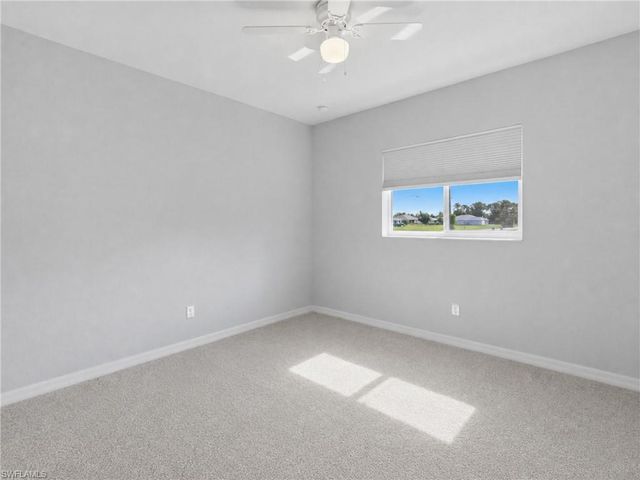 2222 NE 35th LN, Cape Coral, FL 33909