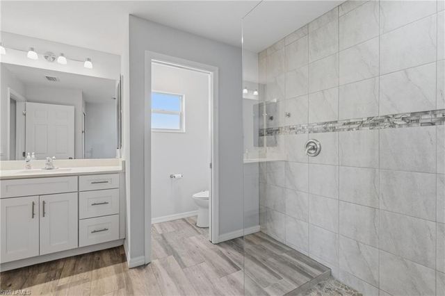 2222 NE 35th LN, Cape Coral, FL 33909