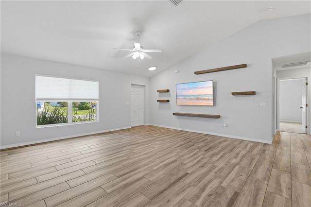 2222 NE 35th LN, Cape Coral, FL 33909