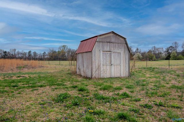 660 Tapscott Road, Morgan, AL 35640