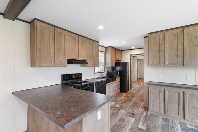 660 Tapscott Road, Morgan, AL 35640