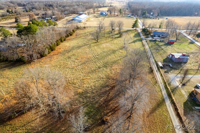 000 County Road 8800, West Plains, MO 65775