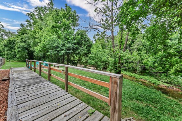 4980 Shiloh Bridge Rd, Cumberland Furnace, TN 37051