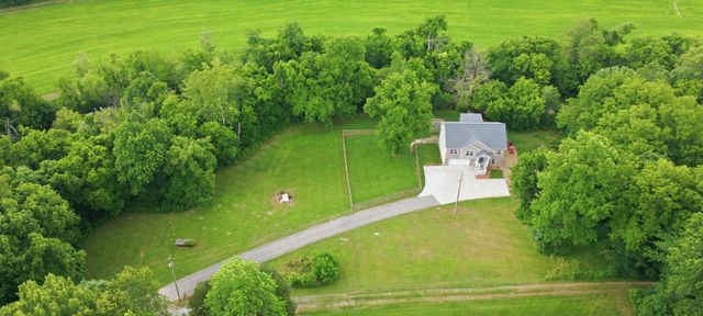 4980 Shiloh Bridge Rd, Cumberland Furnace, TN 37051