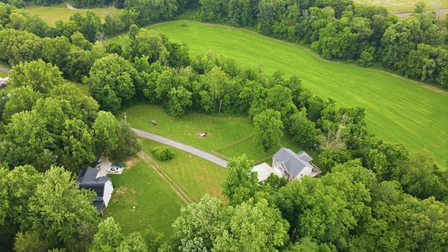 4980 Shiloh Bridge Rd, Cumberland Furnace, TN 37051