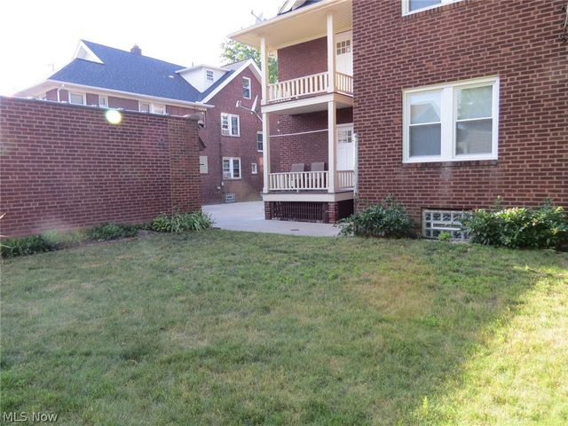 13513 Clifton Boulevard 3, Lakewood, OH 44107