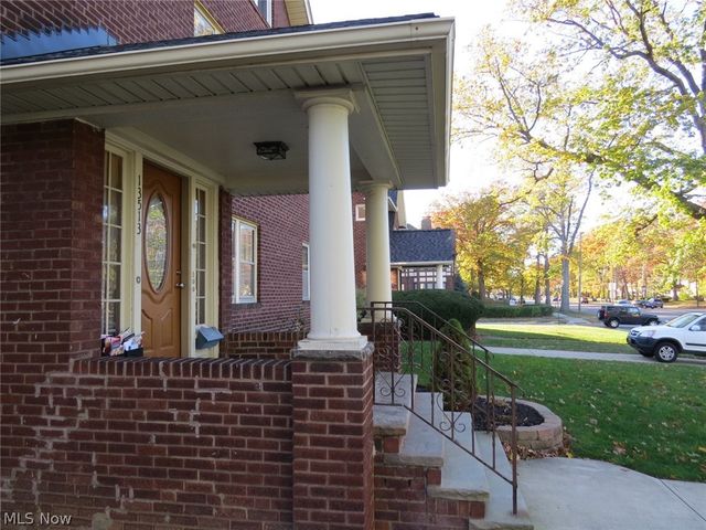13513 Clifton Boulevard 3, Lakewood, OH 44107