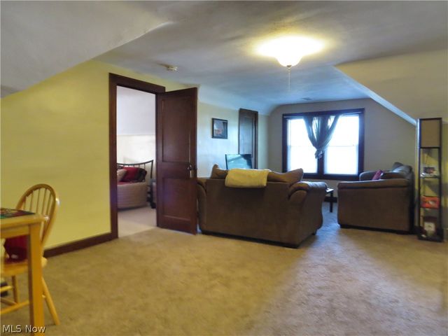 13513 Clifton Boulevard 3, Lakewood, OH 44107