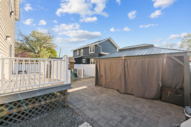 556 Park Avenue, West Hempstead, NY 11552